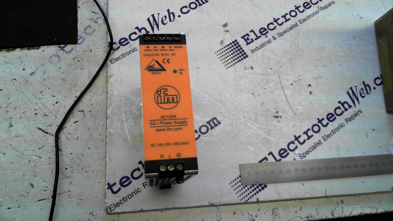 IFM Electronic Power Supply
