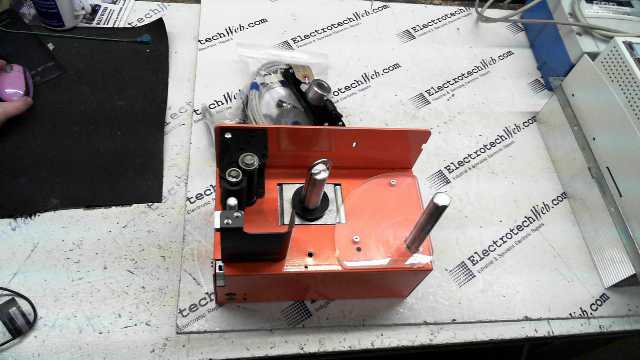 SED Easy Label Dispenser