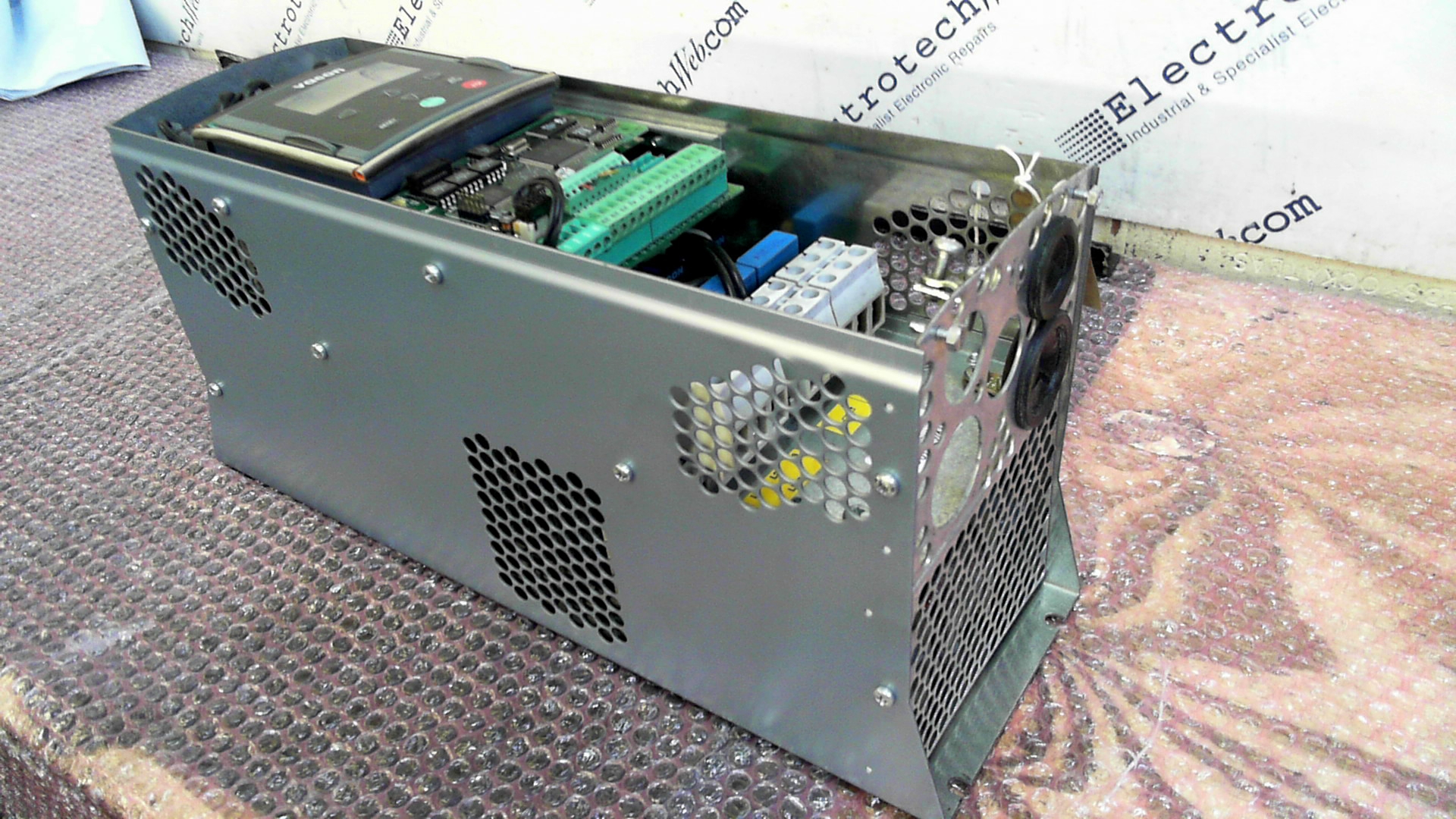 Vacon Inverter