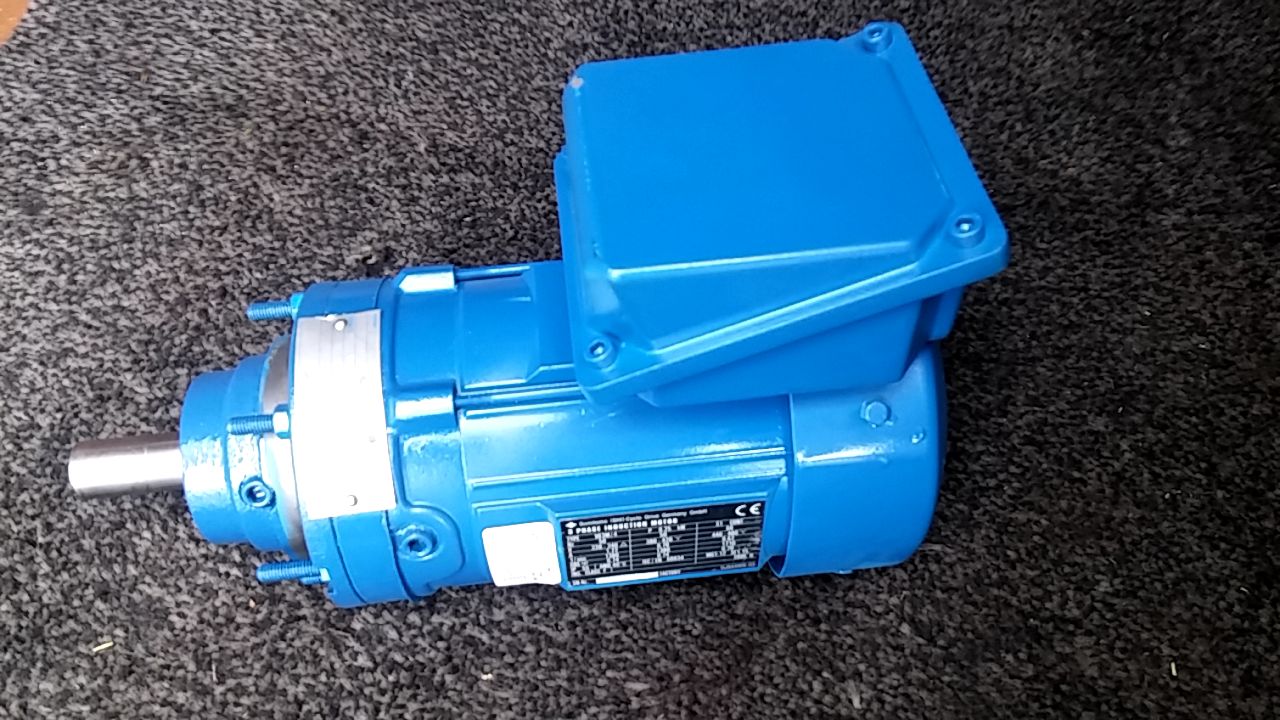 Sumitomo 3 Phase Induction Motor