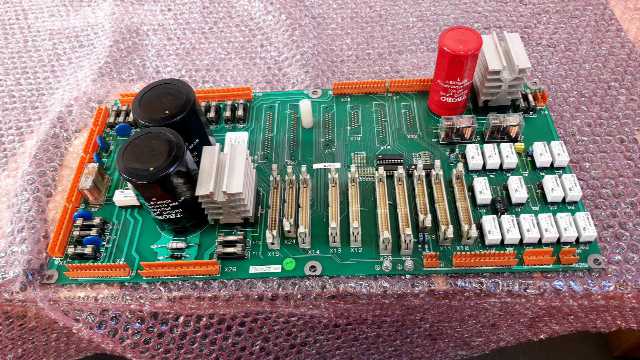 Maniobra-E PC Board