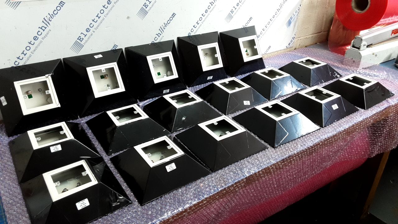 Electrotech 45 Degree Mount Box