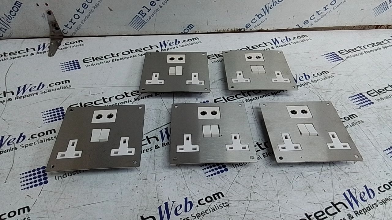 Electrotech Twin Arial and Socket